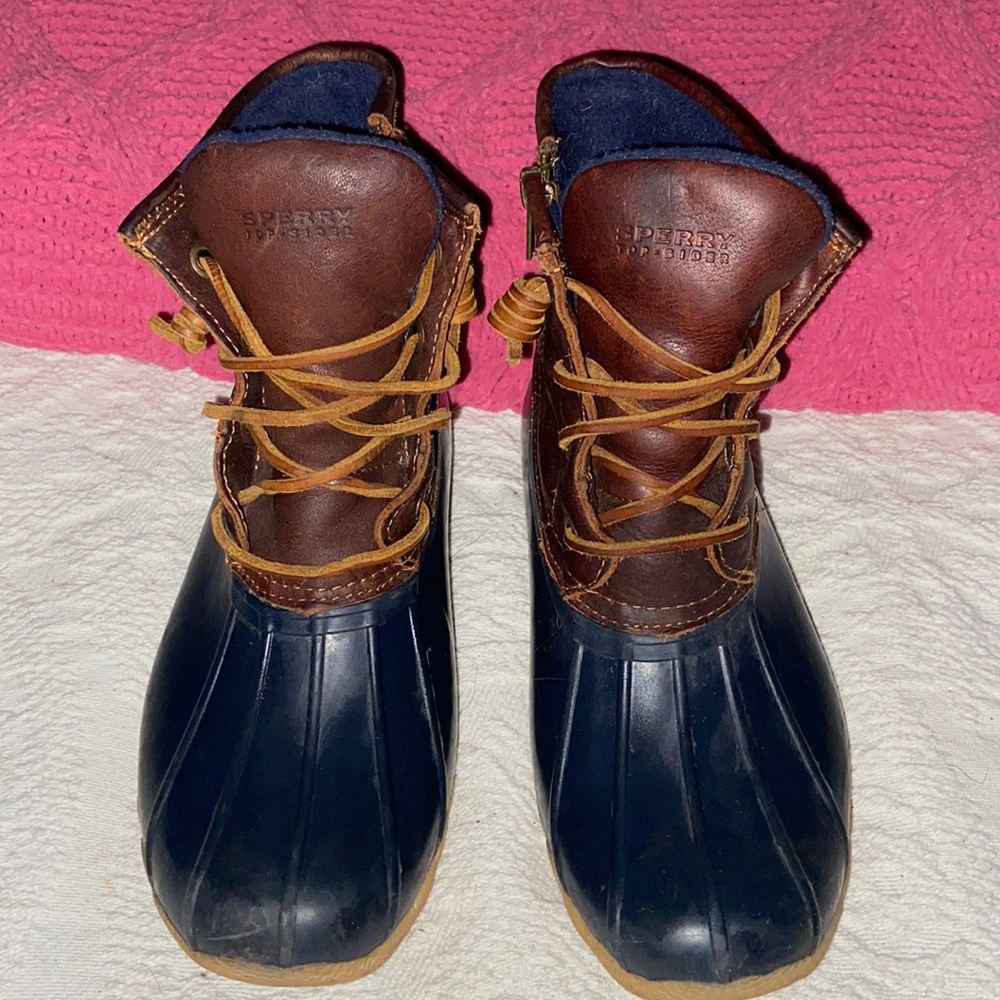 Vintage size 7 Duck Boots